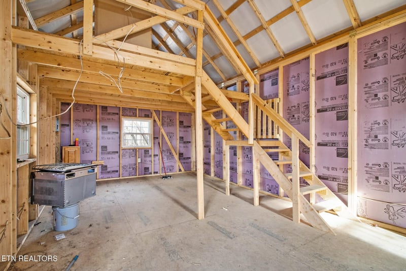 117 Hensley Rd, Deer Lodge, TN 37726