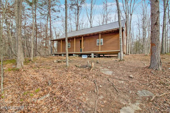 117 Hensley Rd, Deer Lodge, TN 37726