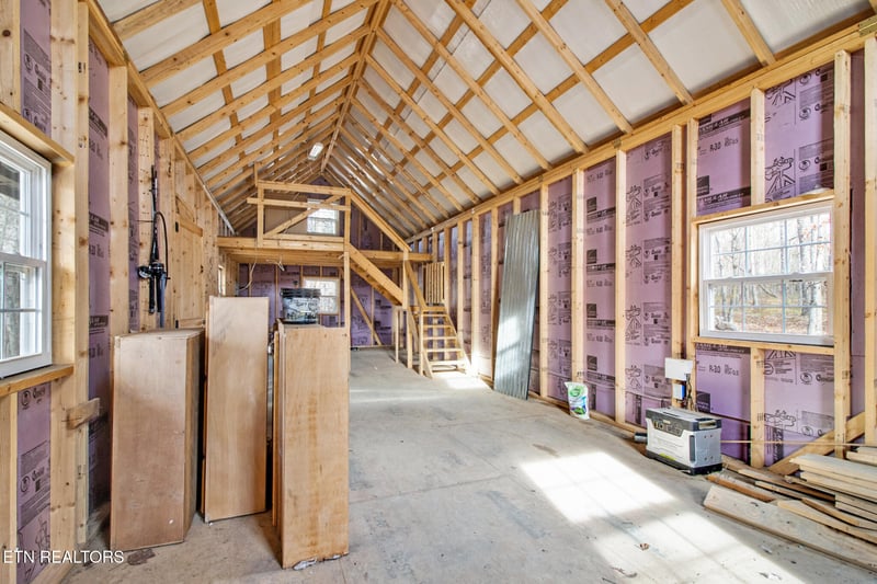 117 Hensley Rd, Deer Lodge, TN 37726