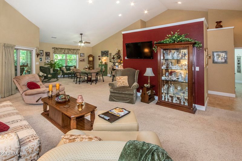 117 Kawga Way, Loudon, TN 37774