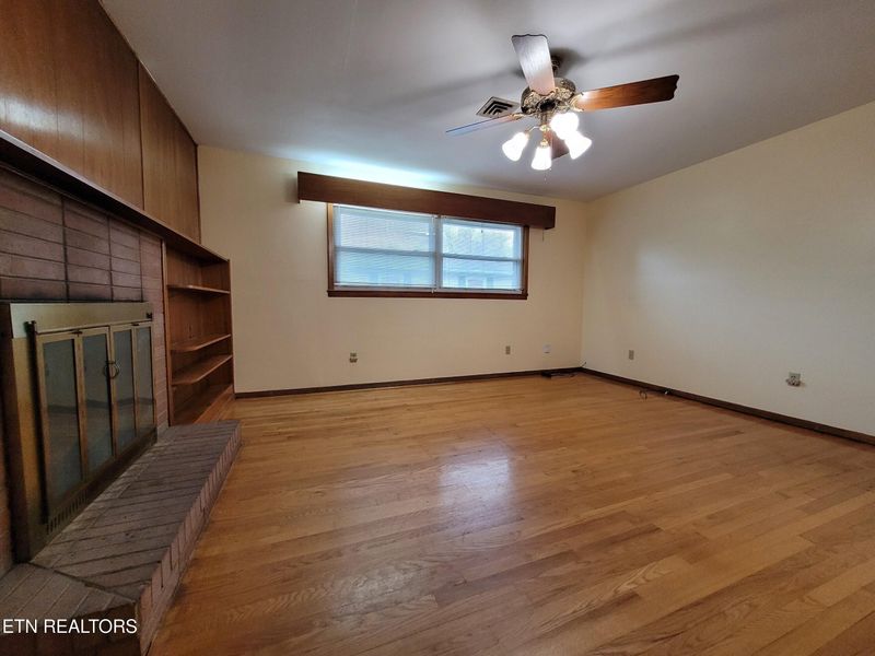 117 Killarney Rd, Knoxville, TN 37923
