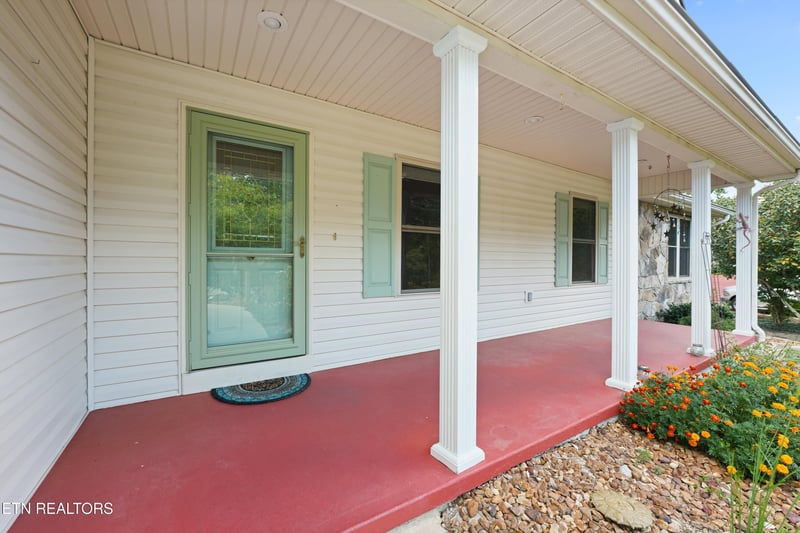 117 Lynhurst Dr, Crossville, TN 38558