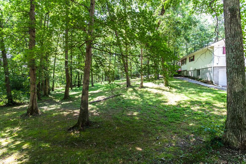 117 Maple Ln, Harriman, TN 37748