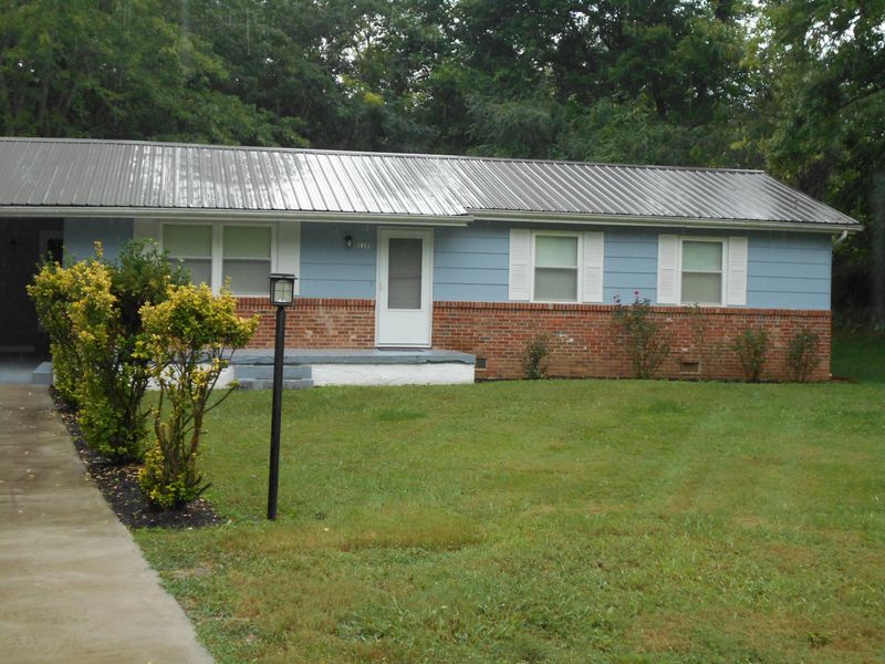 117 Montcrest Ln, Harriman, TN 37748