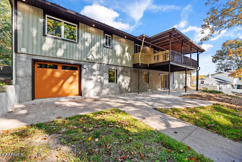 117 Newhaven Rd, Oak Ridge, TN 37830