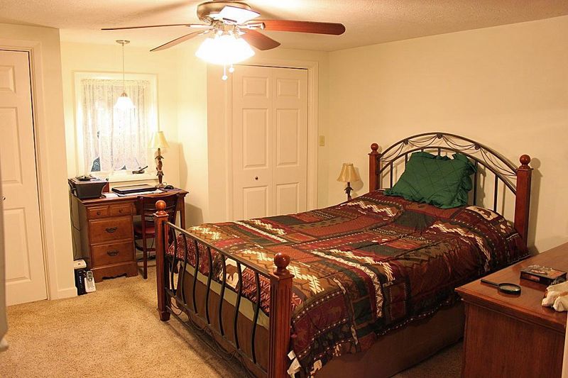 117 S Rocky Flats Rd, Cosby, TN 37722