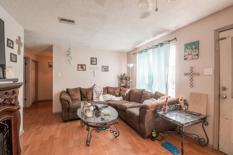 117 Sanctuary Ln, Powell, TN 37849