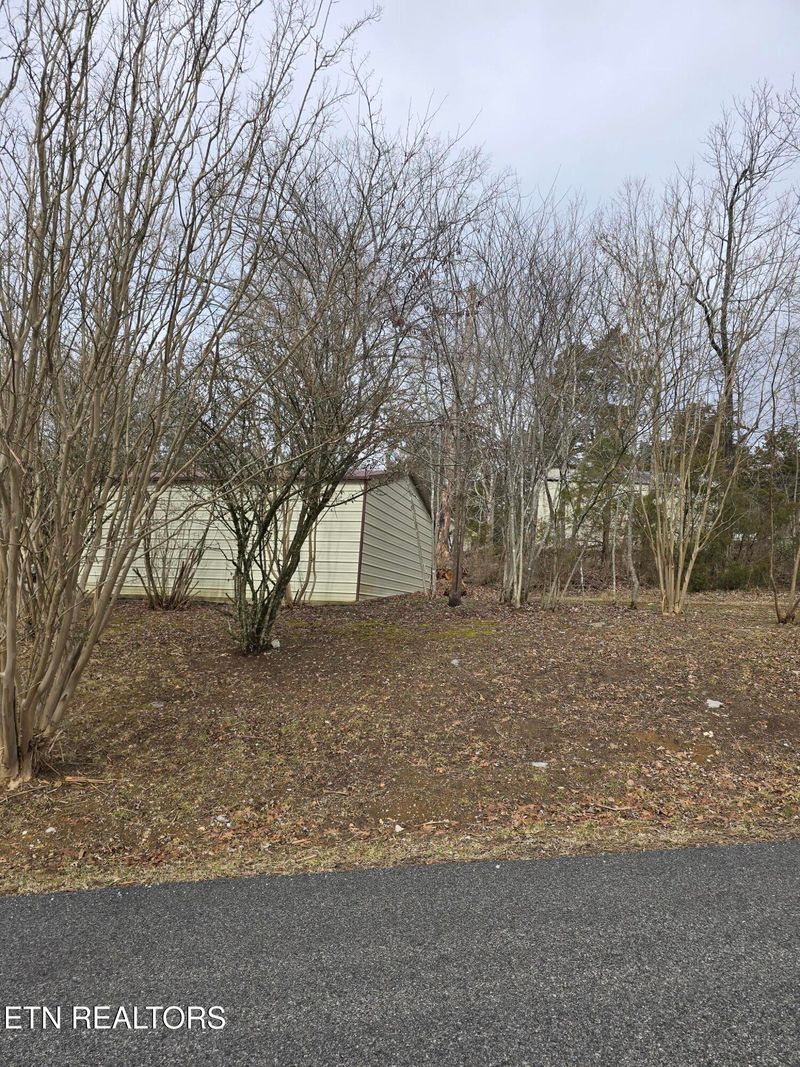 117 Springfield Dr, Lafollette, TN 37766