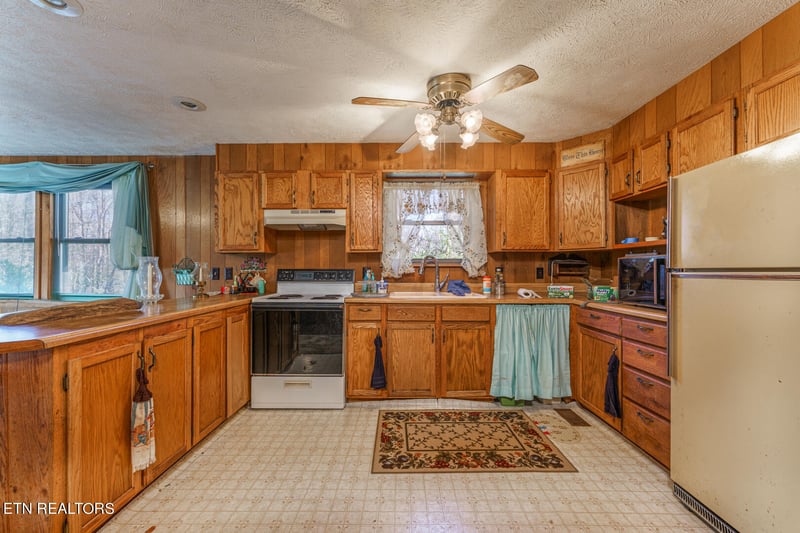 117 Stonewall Way, Cosby, TN 37722