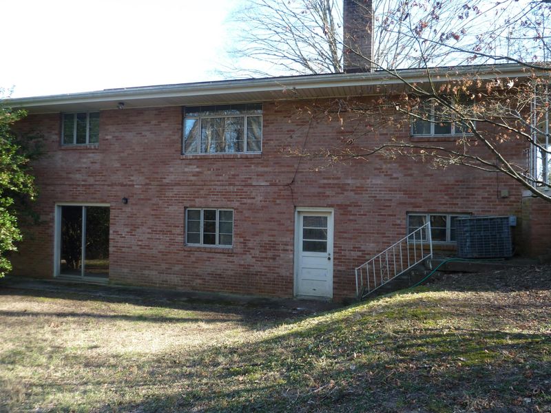 117 Westover Dr, Oak Ridge, TN 37830