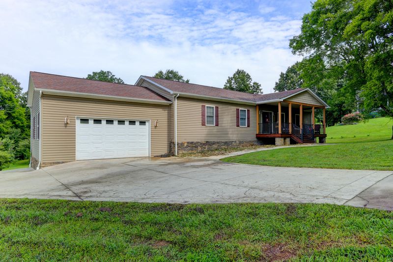 1170 South Fork Dr, Sevierville, TN 37862