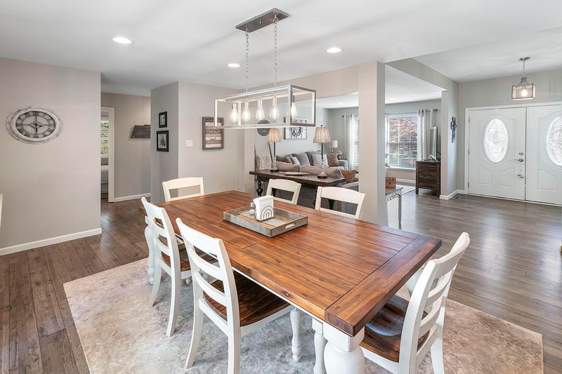 11705 Georgetowne Dr, Knoxville, TN 37934