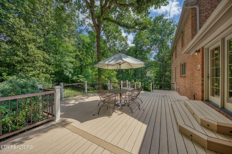 11707 Weathervane Dr, Farragut, TN 37934