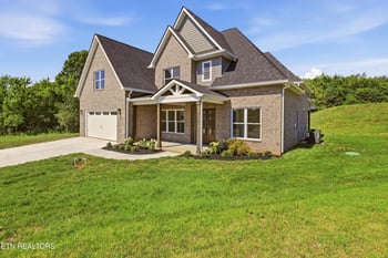 11717 Sunrise View Ln, Knoxville, TN 37934