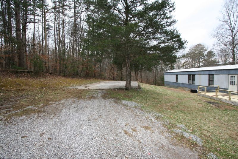 1172 Bull Run Rd, Luttrell, TN 37779