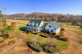 1174 Offutt Rd, Clinton, TN 37716