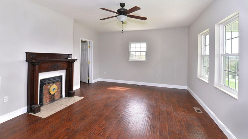 1176 Kidwell Ridge Rd, Morristown, TN 37814