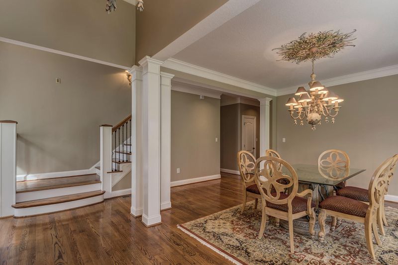 11761 Couch Mill Rd, Knoxville, TN 37932