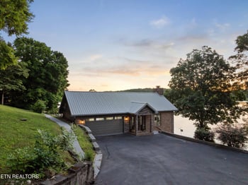 1179 Endsley Ln, Friendsville, TN 37737