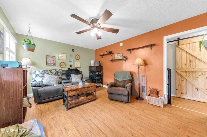 118 Cedar Ave, Knoxville, TN 37917