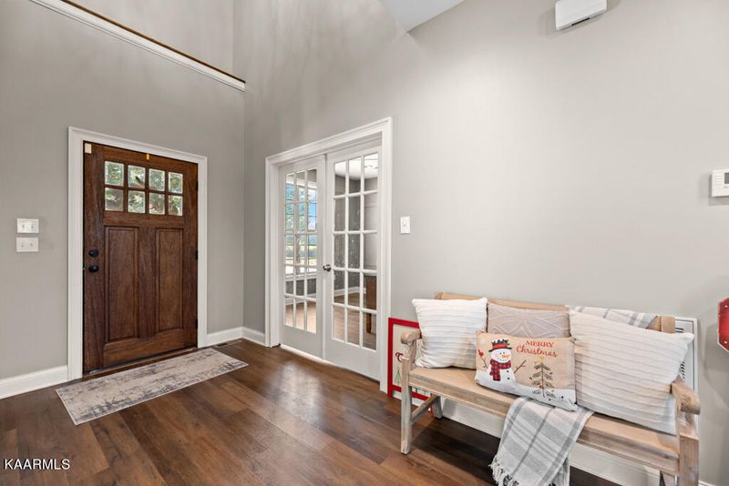 118 Forest Creek Pkwy, Oak Ridge, TN 37830