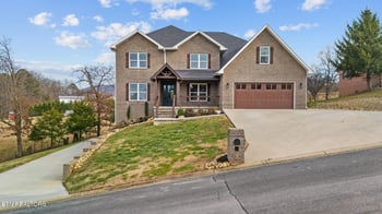 118 Gallahad Ct, Sevierville, TN 37876