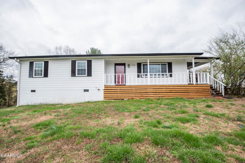 118 Lola Ln, Lafollette, TN 37766