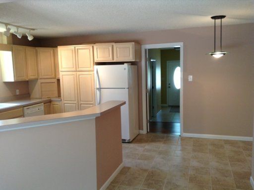 118 Pembroke Rd, Oak Ridge, TN 37830