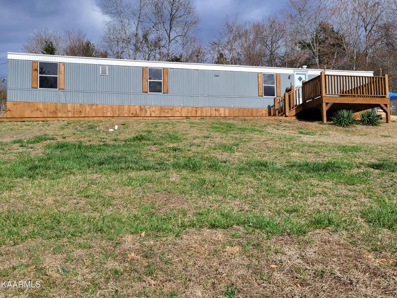 118 Pinecrest Dr, Loudon, TN 37774