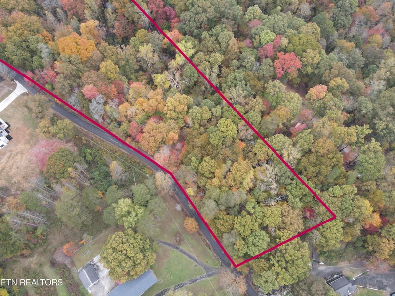 118 Pleasant View Loop Rd, Clinton, TN 37716