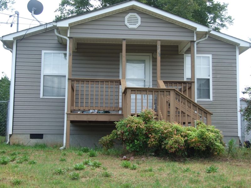 118 Riverview Dr, Loudon, TN 37774
