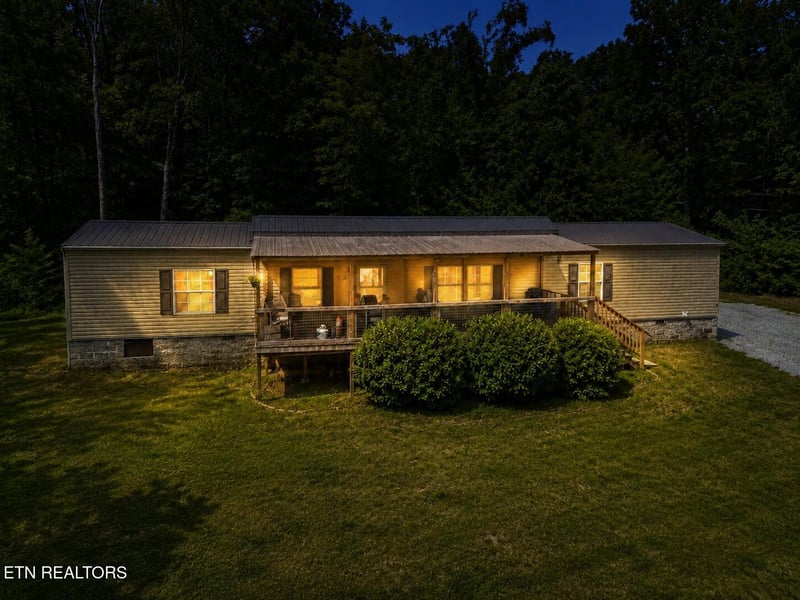 118 Skyline Dr, Crossville, TN 38572