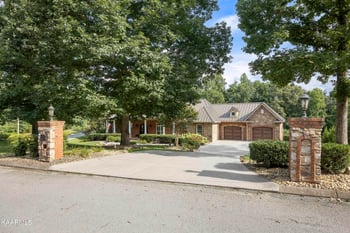 118 Stone Ridge Dr, Andersonville, TN 37705
