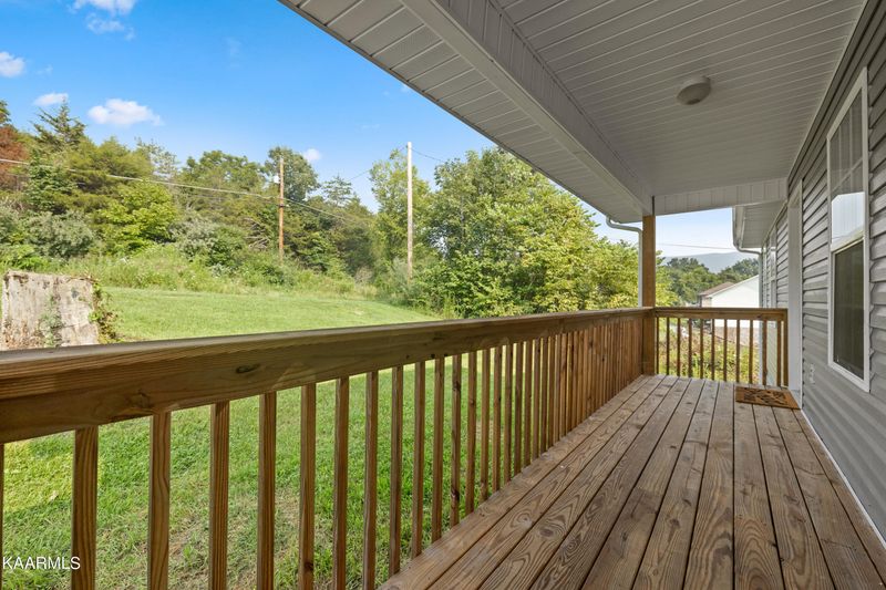 118 View Ln, Lafollette, TN 37766