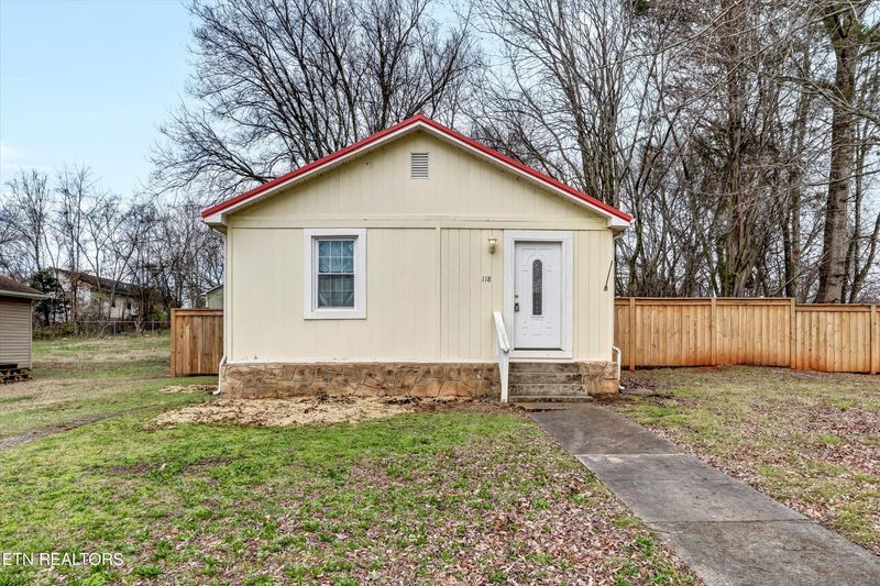 118 W Fulton St, Alcoa, TN 37701