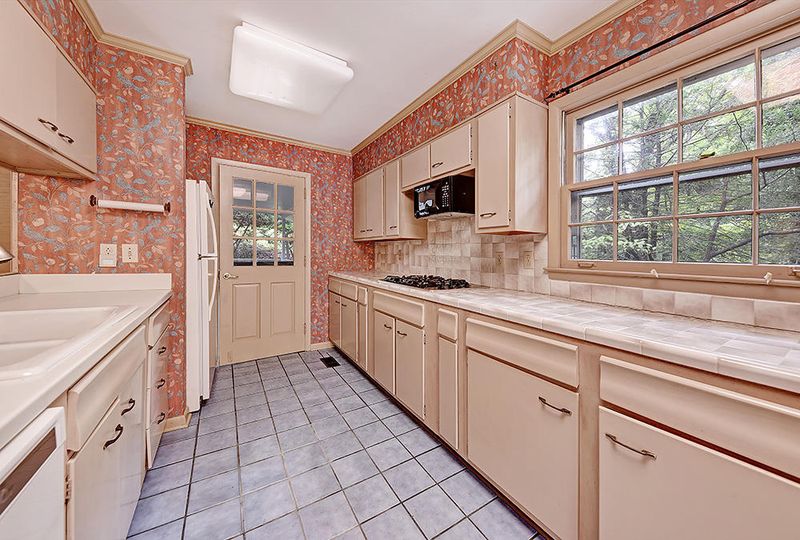 118 Wendover Cir, Oak Ridge, TN 37830