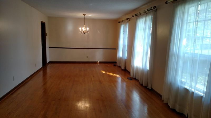 118 Windham Rd, Oak Ridge, TN 37830