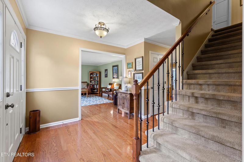 11800 Cedar Bark Ct, Knoxville, TN 37934