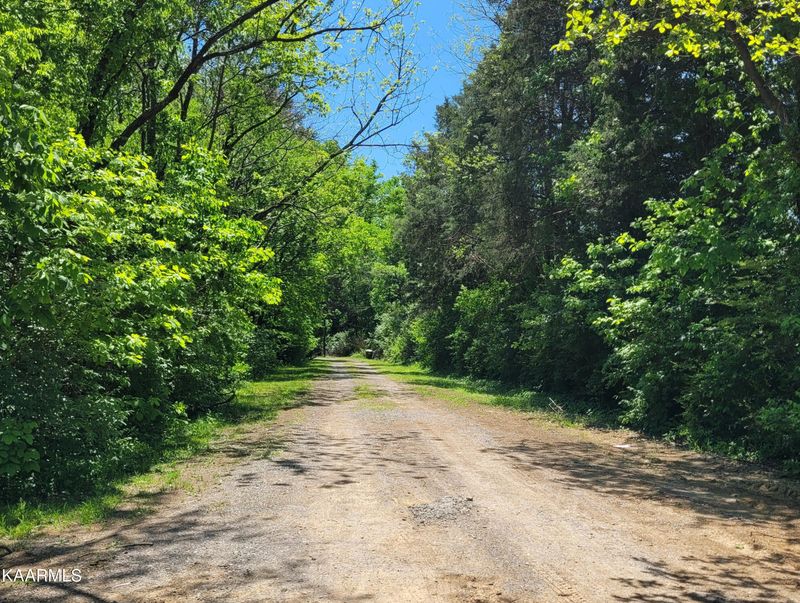 1181 Norris Pl, Alcoa, TN 37701