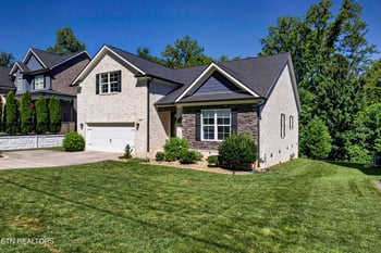11827 Black Rd, Knoxville, TN 37932