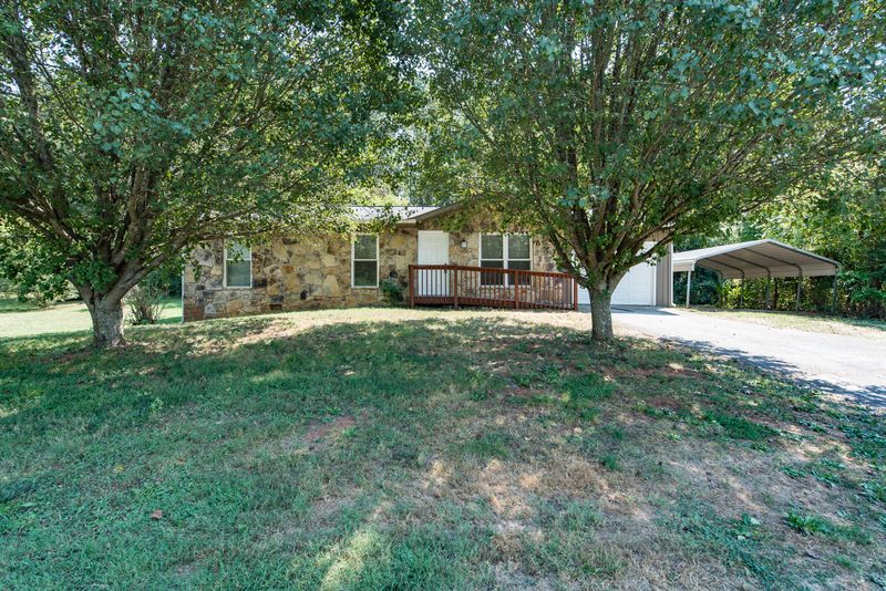 11830 Martel Rd, Lenoir City, TN 37772