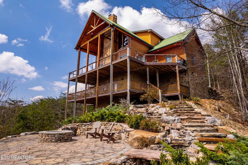 1184 Fawn Hollow Tr, Townsend, TN 37882