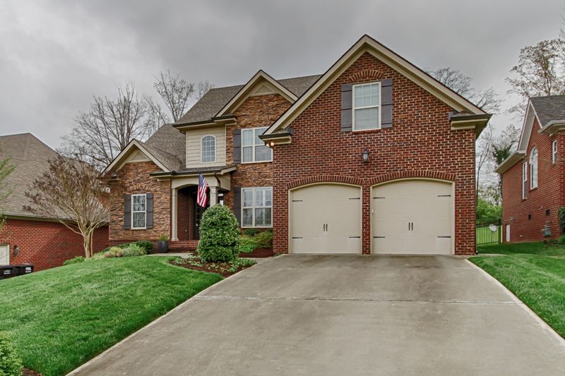 1186 Whisper Trace Ln, Knoxville, TN 37919