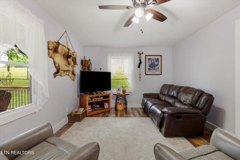 11862 Roberson Springs Rd, Loudon, TN 37774