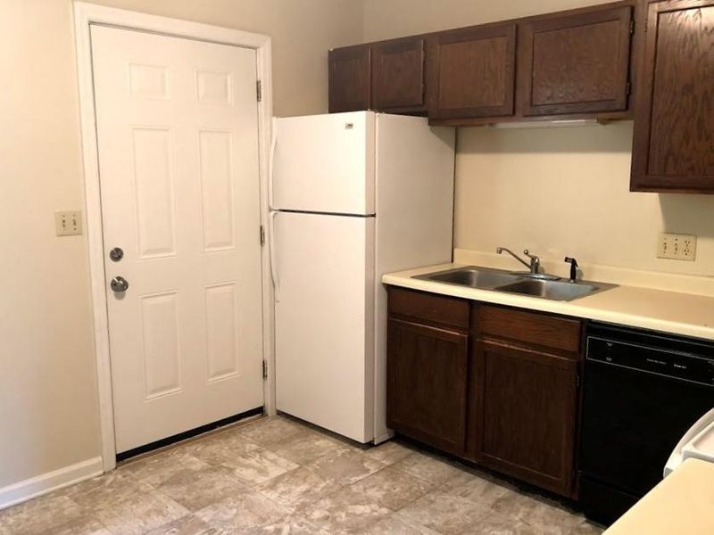 119 Arcadia Ln #APT C, Oak Ridge, TN 37830