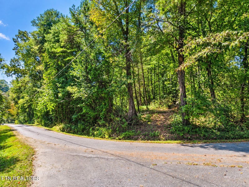 119 Baker Rd, Rockwood, TN 37854