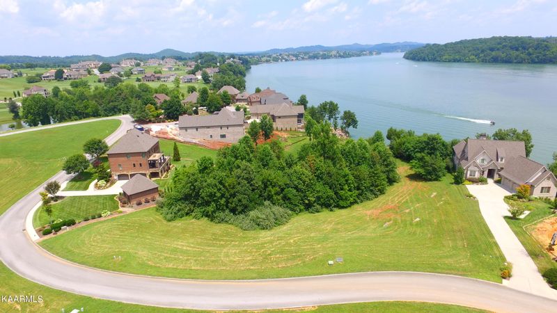 119 Breakers Dr, Vonore, TN 37885