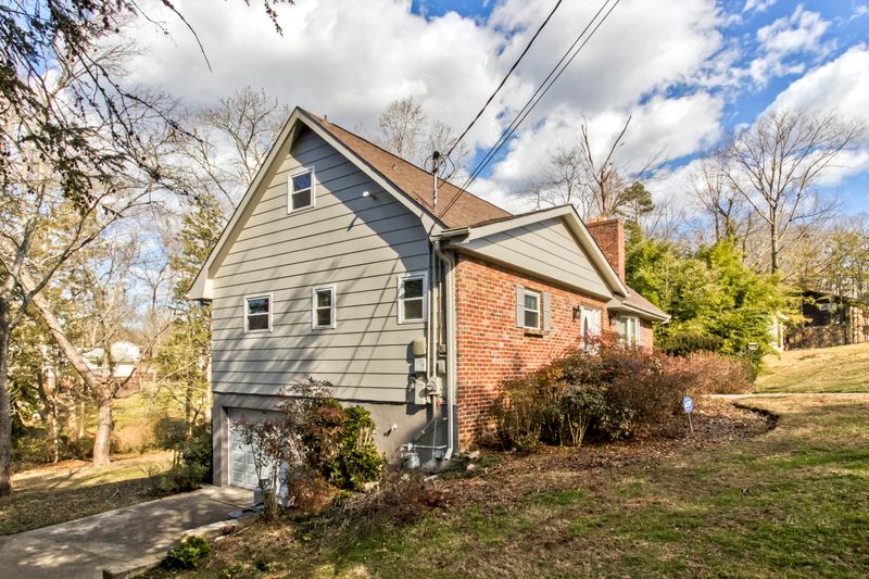 119 Cooper Cir, Oak Ridge, TN 37830