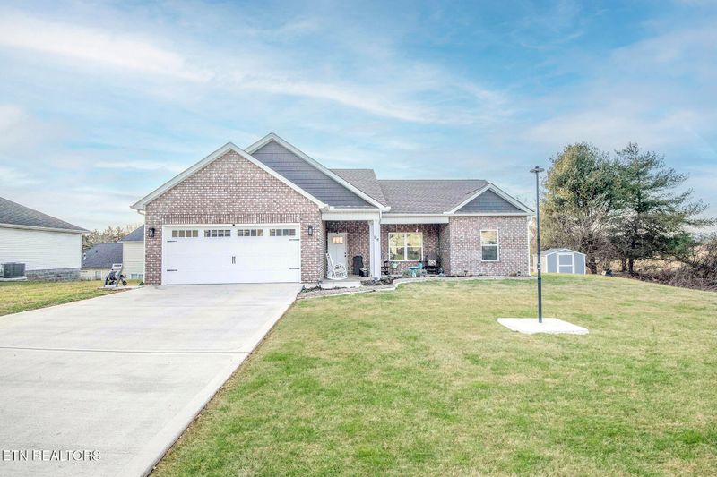119 Cornerstone Cir, Clinton, TN 37716