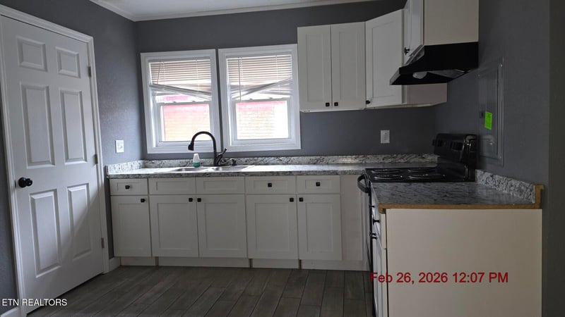 119 E 6th St, Rocky Top, TN 37769